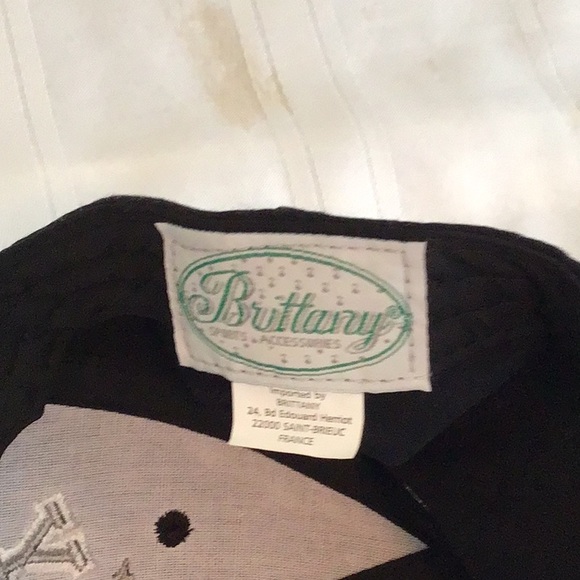 Brittany sports black D-Day baseball hat Replica World War II preowned - Picture 4 of 5